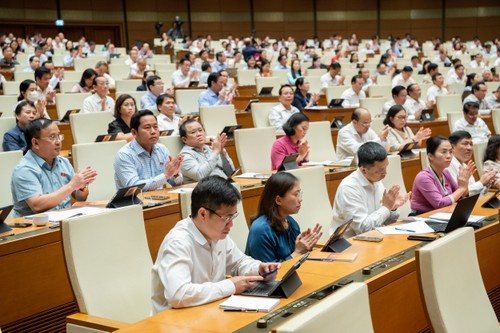 Parlamento vietnamita decide programa supervisor de 2024 - ảnh 1
