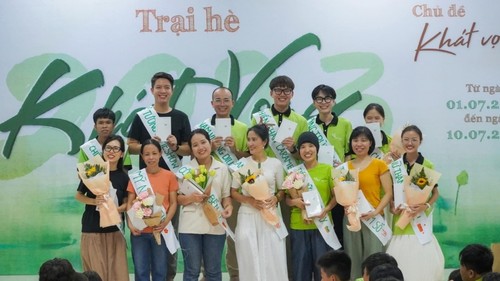 Campamento Khat Vong alimenta la esperanza de realización de jóvenes en situaciones difíciles  - ảnh 1