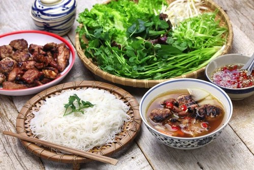 Presentarán la gastronomía de Vietnam en Hanói con motivo de la liberación de la ciudad - ảnh 1
