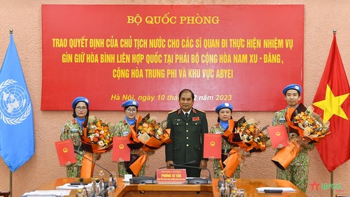 Otros cuatro oficiales vietnamitas asumirán tareas en tres misiones de paz de las Naciones Unidas - ảnh 1