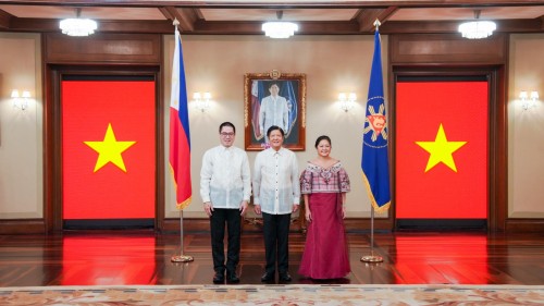 Presidente de Filipinas visita Vietnam: nuevo hito en la asociación bilateral - ảnh 1