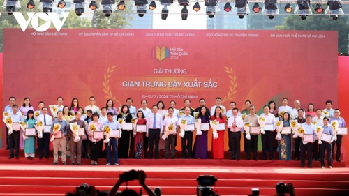 Concluye Festival Nacional de la Prensa de Vietnam 2024 - ảnh 1