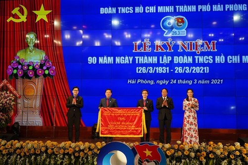 Activités à l’occasion du 90e anniversaire de l’Union de la Jeunesse communiste Hô Chi Minh - ảnh 1