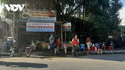 Un marché unique à Tiên Giang - ảnh 1