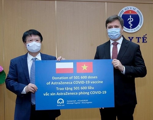 La Pologne offre plus de 500.000 doses d’AstraZeneca au Vietnam - ảnh 1