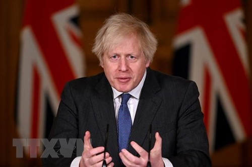 Sous-marins : Boris Johnson tente de calmer les tensions avec la France - ảnh 1