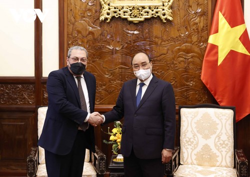 Le président Nguyên Xuân Phuc reçoit l’ambassadeur d’Egypte - ảnh 1