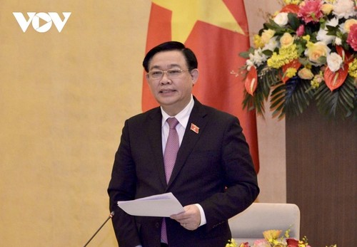 Vuong Dinh Huê reçoit une délégation du Conseil commercial États-Unis-ASEAN - ảnh 1