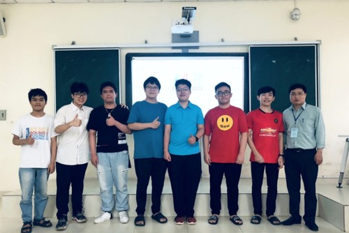 Olympiades d’informatique d’Asie-Pacifique: sept médailles pour le Vietnam - ảnh 1