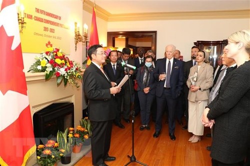 Le Vietnam et le Canada fêtent le 5e anniversaire de leur partenariat intégral - ảnh 1