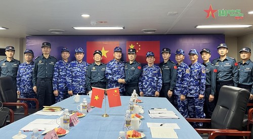 Vietnam-Chine: première patrouille commune de 2023 dans la zone adjacente de la ligne de démarcation du golfe du Bac Bô - ảnh 1