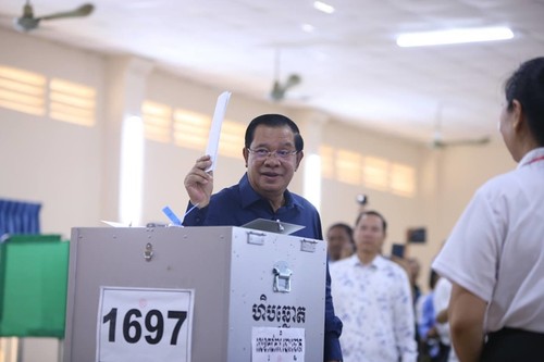 Début des élections législatives au Cambodge - ảnh 1
