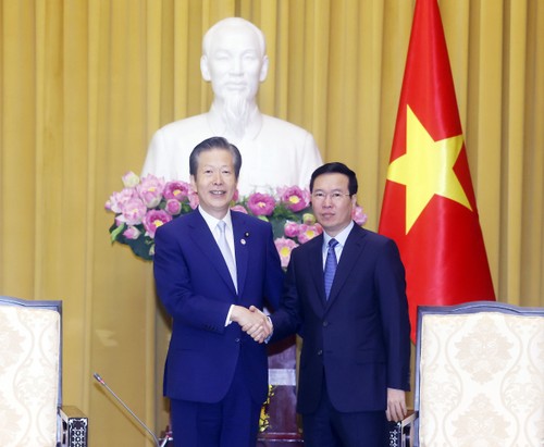 Le président du Komeito reçu par Vo Van Thuong et Vuong Dinh Huê - ảnh 1