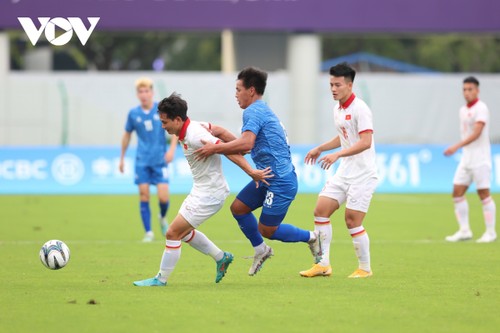ASIAD 2023-Football: Le Vietnam domine la Mongolie - ảnh 1