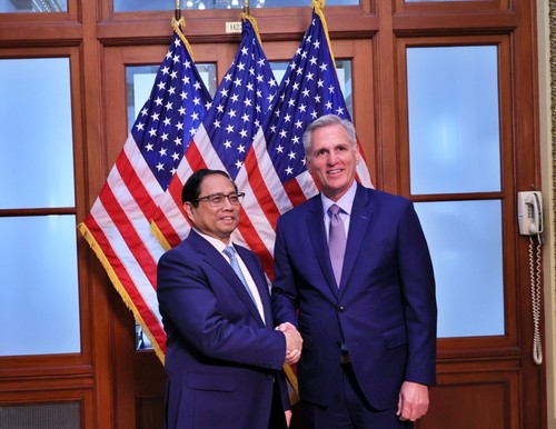 Le Premier ministre vietnamien rencontre les dirigeants du Congrès américain à Washington - ảnh 2