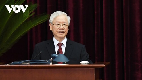 Nguyên Phu Trong signe la promulgation d’une résolution sur le rôle des hommes d’affaires vietnamiens - ảnh 1
