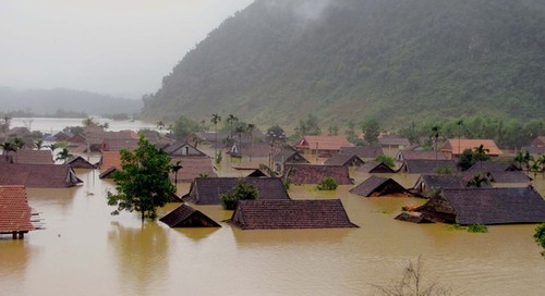 Comment le village de Tân Hoa est passé du statut de “nombril d’inondation” à celui de meilleur village touristique au monde en 2023 - ảnh 1