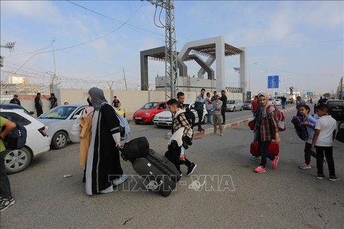 Le terminal de Rafah rouvre aux étrangers - ảnh 1