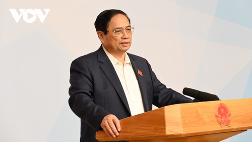 Pham Minh Chinh préside la conférence ‘Pour une croissance durable et rapide du secteur touristique’ - ảnh 1