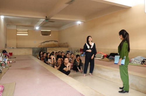 Hanoï veille au respect des droits légitimes des détenus provisoires - ảnh 2