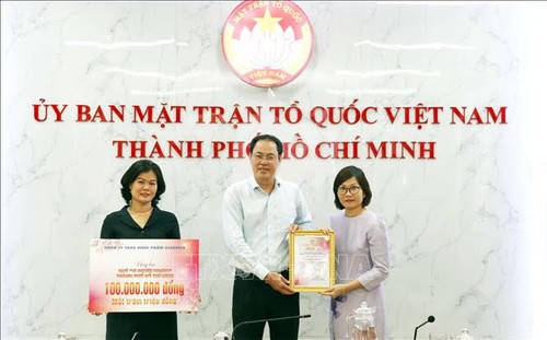 Réception de fonds en faveur des personnes dans le besoin à l'approche du Têt à Hô Chi Minh-ville - ảnh 1