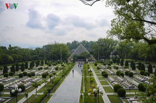 Der Mai in der Gedenkstätte des Sieges in Dien Bien Phu - ảnh 3