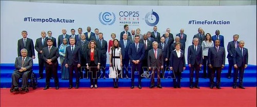สหภาพยุโรปเรียกร้องให้มีเป้าหมายที่ทะเยอทะยานมากขึ้นต่อปัญหาสภาพภูมิอากาศ - ảnh 1