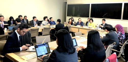 คณะผู้แทนเวียดนามเป็นประธานการประชุมของคณะกรรมการประสานงานอาเซียน ณ ประเทศสวิสเซอร์แลนด์เกี่ยวกับการปฏิบัติงานของ WTO - ảnh 1