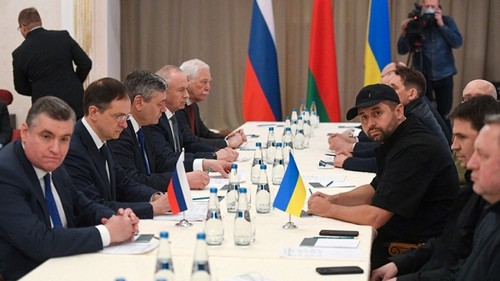 การเจรจาระหว่างรัสเซียกับยูเครนมีความคืบหน้าในระดับหนึ่ง - ảnh 1
