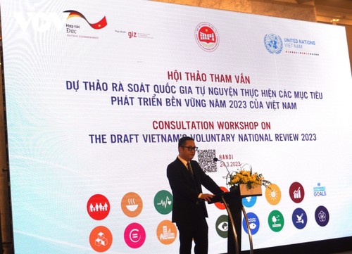 เวียดนามให้คำมั่นอย่างเข้มแข็งเกี่ยวกับการปฏิบัติเป้าหมาย SDGs ต่อไป - ảnh 2