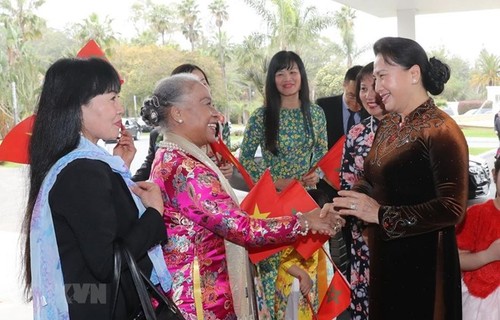 NA Chairwoman meets Vietnamese community in Morocco - ảnh 1