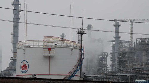 Russia resumes oil delivery to Belarus - ảnh 1