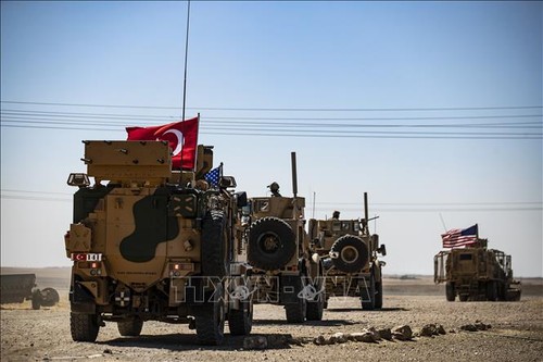 US, Turkey strengthen forces in northeastern Syria - ảnh 1