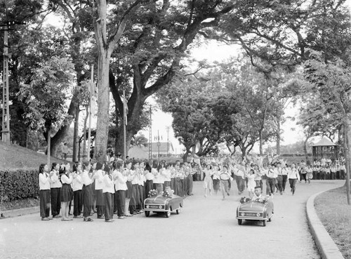 Precious images of Hanoi in 1960s  - ảnh 12