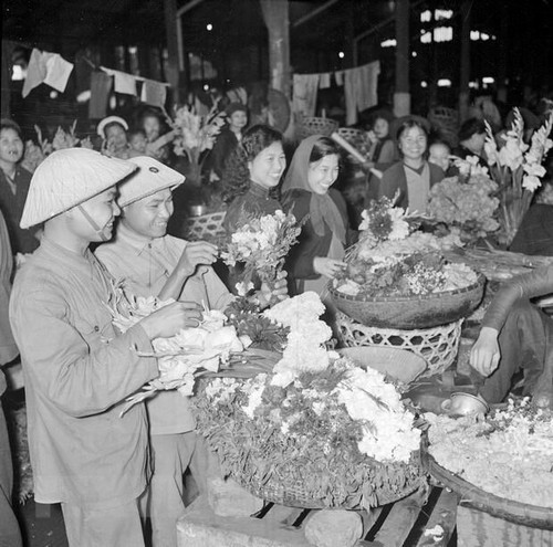 Precious images of Hanoi in 1960s  - ảnh 9