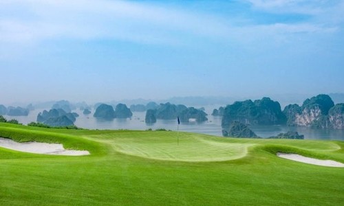 Vietnam golf tourism ad appears on CNBC - ảnh 1