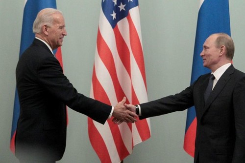 Putin congratulates Joe Biden on US election victory - Kremlin - ảnh 1