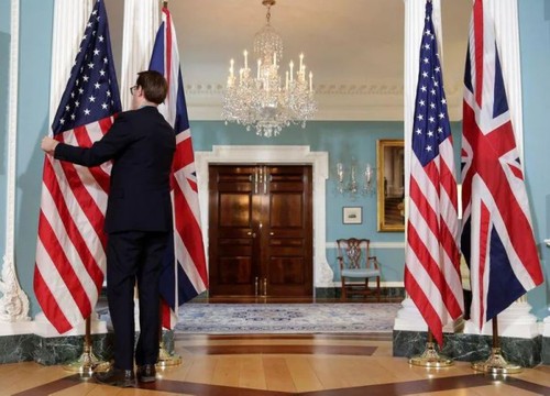 US, UK issue joint statement on climate change - ảnh 1