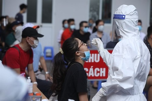 Hanoi to test 10,000 people with high risk - ảnh 1