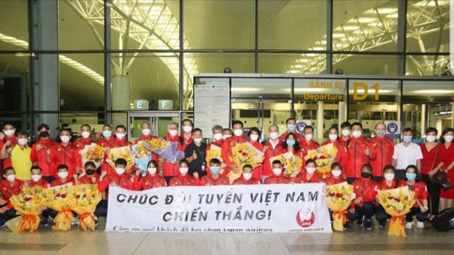 Team Vietnam arrive in Japan for Tokyo Olympics - ảnh 1