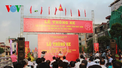 Hà Nội: Thông xe cầu vượt Đại Cồ Việt- Trần Khát Chân  - ảnh 1