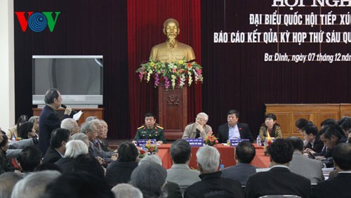 Tổng Bí thư Nguyễn Phú Trọng tiếp xúc cử tri quận Ba Đình và Hoàn Kiếm  - ảnh 3