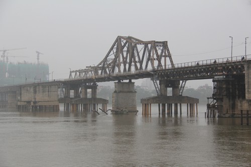 Cầu Long Biên qua tư liệu cũ của Pháp để lại - ảnh 1