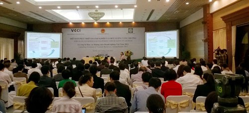 Lễ công bố báo cáo thường niên doanh nghiệp Việt Nam 2014  - ảnh 1