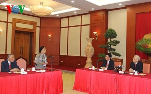 Tổng Bí thư Nguyễn Phú Trọng tiếp các thế hệ cán bộ ngoại giao - ảnh 3