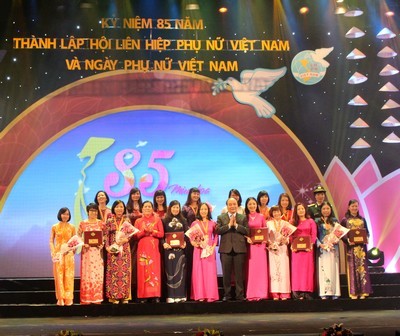 Những cống hiến vì cộng đồng của phụ nữ Việt Nam - ảnh 1