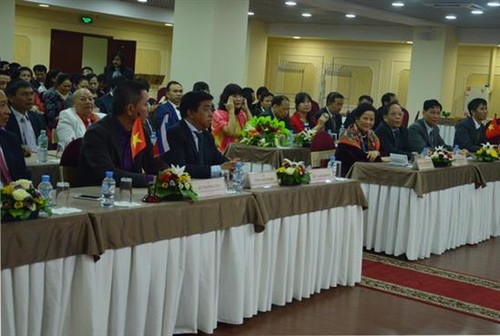 Trưởng Ban Dân vận TW Trương Thị Mai gặp mặt cộng đồng người Việt tại Nga - ảnh 4