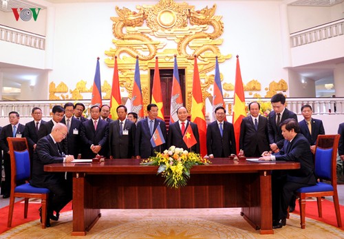 Thúc đẩy quan hệ hợp tác nhiều mặt Việt Nam-Campuchia - ảnh 1