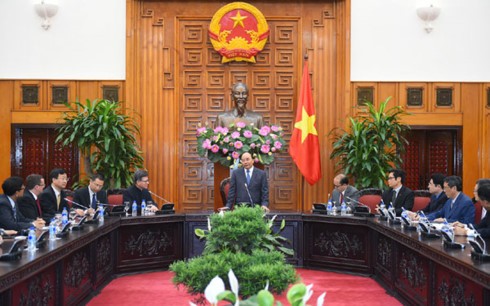 Thủ tướng Nguyễn Xuân Phúc kêu gọi doanh nghiệp Hongkong (Trung Quốc) đầu tư vào hạ tầng - ảnh 1