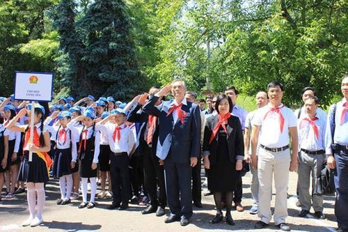Hội người Việt Nam tại Odessa tổ chức Trại hè "Chắp cánh ước mơ" - 2017 - ảnh 3